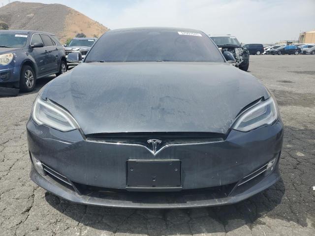 5YJSA1E40JF297040 - 2018 TESLA MODEL S GRAY photo 5