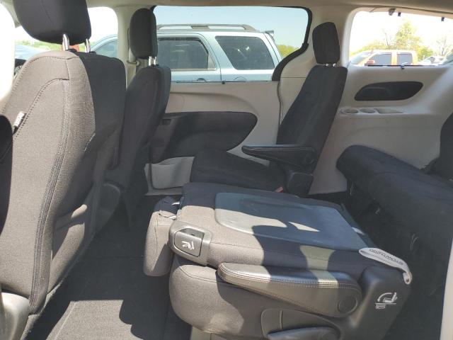 2C4RC1BG4HR768368 - 2017 CHRYSLER PACIFICA TOURING L WHITE photo 11