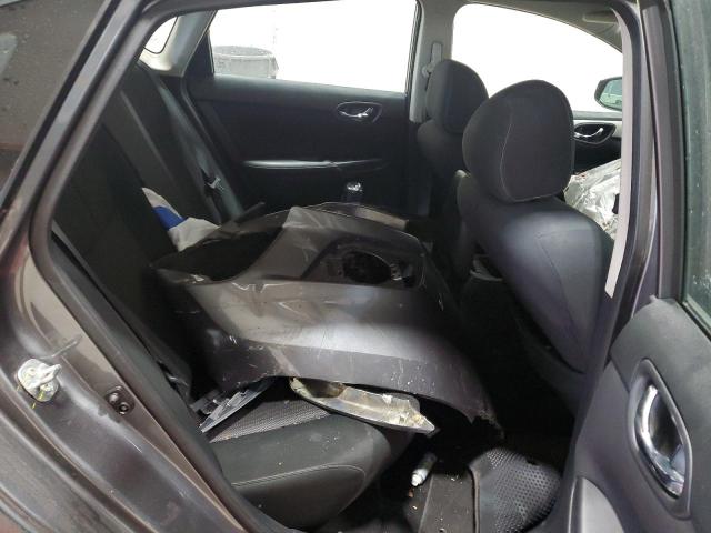 3N1AB7AP1JY338259 - 2018 NISSAN SENTRA S 灰色 照片 10