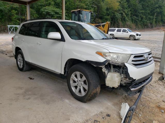 5TDZK3EH4BS032158 - 2011 TOYOTA HIGHLANDER BASE WHITE photo 4