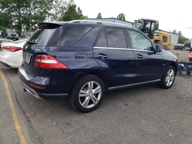 4JGDA5HB5CA027013 - 2012 MERCEDES-BENZ ML 350 4MATIC BLUE photo 3