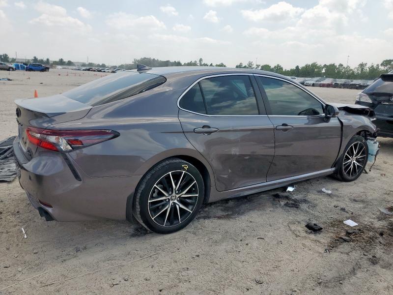 4T1G11AK6RU899028 - 2024 TOYOTA CAMRY SE NIGHT SHADE GRAY photo 3