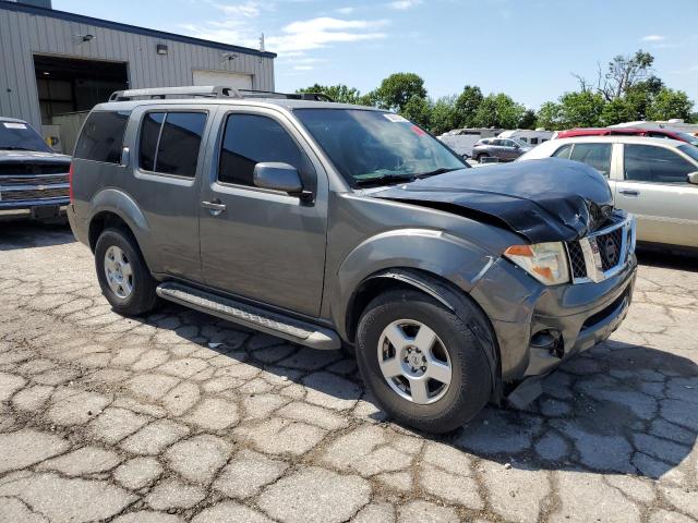 5N1AR18W15C708574 - 2005 NISSAN PATHFINDER LE CHARCOAL photo 4