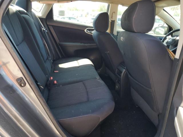 3N1AB7AP5JY322176 - 2018 NISSAN SENTRA S 灰色 照片 10