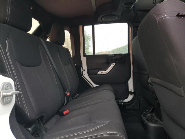 1C4HJWEG4DL562951 - 2013 JEEP WRANGLER U SAHARA 白色 照片 10