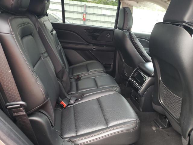 5LM5J7WCXPGL20322 - 2023 LINCOLN AVIATOR RESERVE Argent photo 11