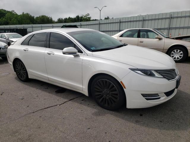3LN6L2JK1DR821736 - 2013 LINCOLN MKZ WHITE photo 4