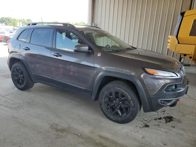 1C4PJMBX5JD616476 - 2018 JEEP CHEROKEE TRAILHAWK GRAY photo 4