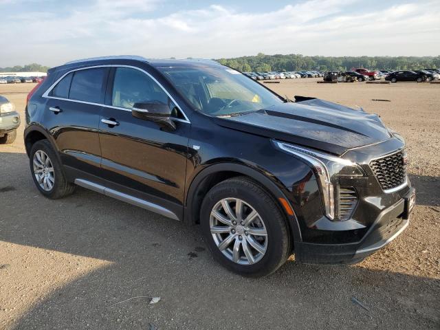 1GYFZDR42NF100600 - 2022 CADILLAC XT4 PREMIUM LUXURY BLACK photo 4