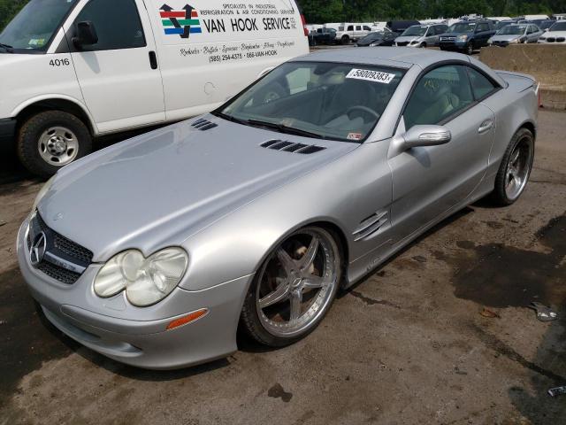 WDBSK75F95F102019 - 2005 MERCEDES-BENZ SL 500 SILVER photo 1