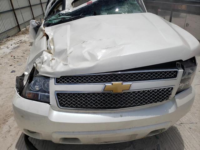 3GNMCGE00DG353051 - 2013 CHEVROLET AVALANCHE LTZ WHITE photo 11