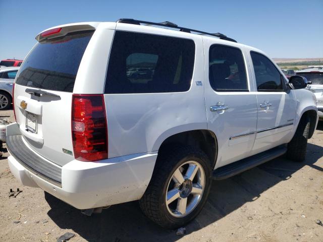 1GNSKCE00BR239146 - 2011 CHEVROLET TAHOE K1500 LTZ WHITE photo 3