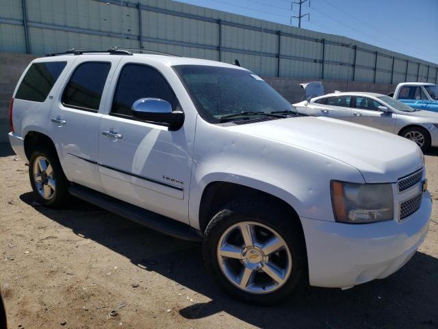 1GNSKCE00BR239146 - 2011 CHEVROLET TAHOE K1500 LTZ WHITE photo 4