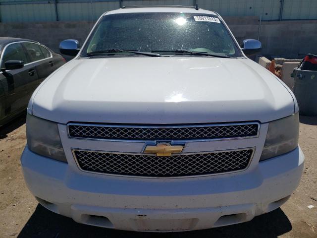 1GNSKCE00BR239146 - 2011 CHEVROLET TAHOE K1500 LTZ WHITE photo 5