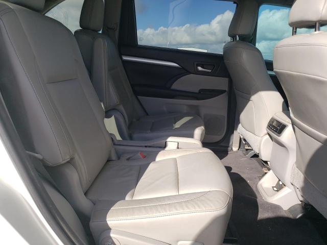 5TDKKRFH0FS116227 - 2015 TOYOTA HIGHLANDER XLE WHITE photo 11