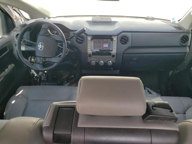 5TFTY5F13MX011946 - 2021 TOYOTA TUNDRA DOUBLE CAB SR/SR5 WHITE photo 8