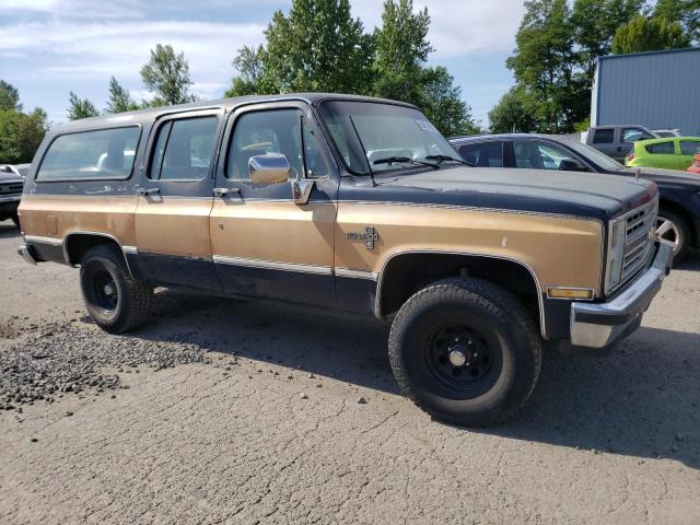 1GNEV16K4JF130648 - 1988 CHEVROLET SUBURBAN V10 TWO TONE photo 4