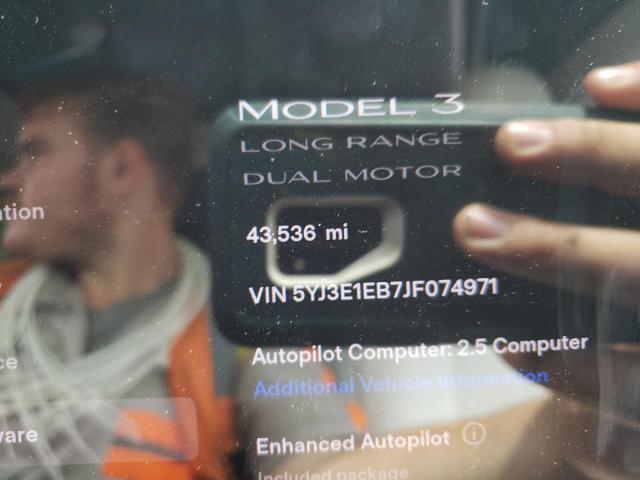 5YJ3E1EB7JF074971 - 2018 TESLA MODEL 3 GRAY photo 9