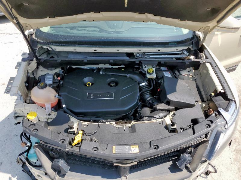 5LMCJ2C98JUL04650 - 2018 LINCOLN MKC SELECT BEIGE photo 12