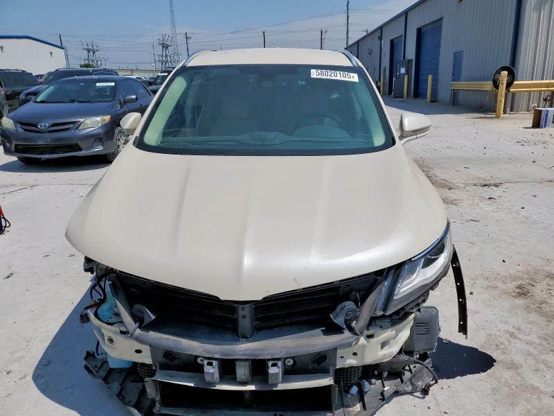 5LMCJ2C98JUL04650 - 2018 LINCOLN MKC SELECT BEIGE photo 5