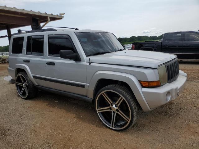 1J8HH48KX6C264030 - 2006 JEEP COMMANDER 银色 照片 4