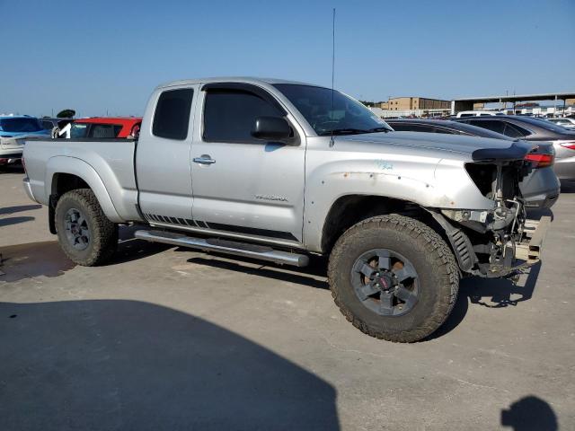 5TETX62N29Z626828 - 2009 TOYOTA TACOMA PRERUNNER ACCESS CAB SILVER photo 4