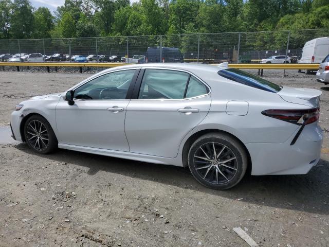 4T1G11AK6RU199252 - 2024 TOYOTA CAMRY SE NIGHT SHADE WHITE photo 2