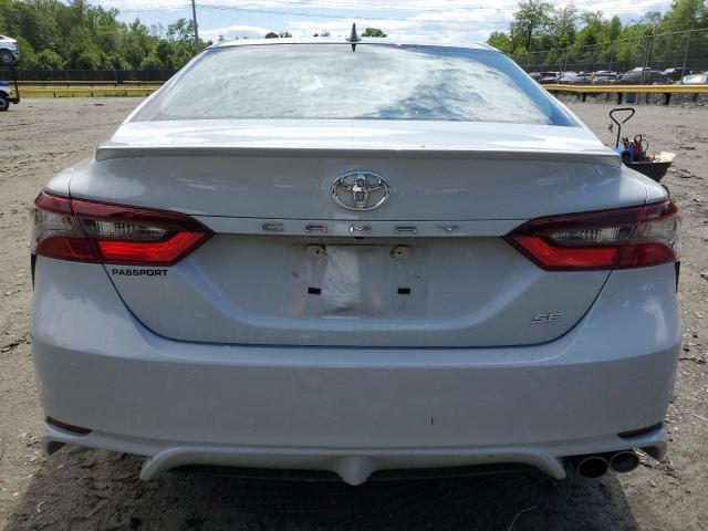 4T1G11AK6RU199252 - 2024 TOYOTA CAMRY SE NIGHT SHADE WHITE photo 6