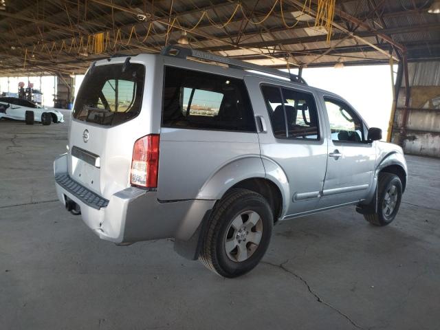 5N1AR18U75C767322 - 2005 NISSAN PATHFINDER LE 银色 照片 3