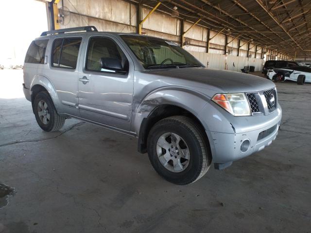 5N1AR18U75C767322 - 2005 NISSAN PATHFINDER LE 银色 照片 4