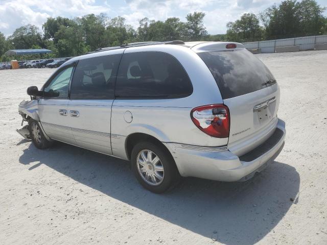 2C8GP64L15R417320 - 2005 CHRYSLER TOWN & COU LIMITED SILVER photo 2