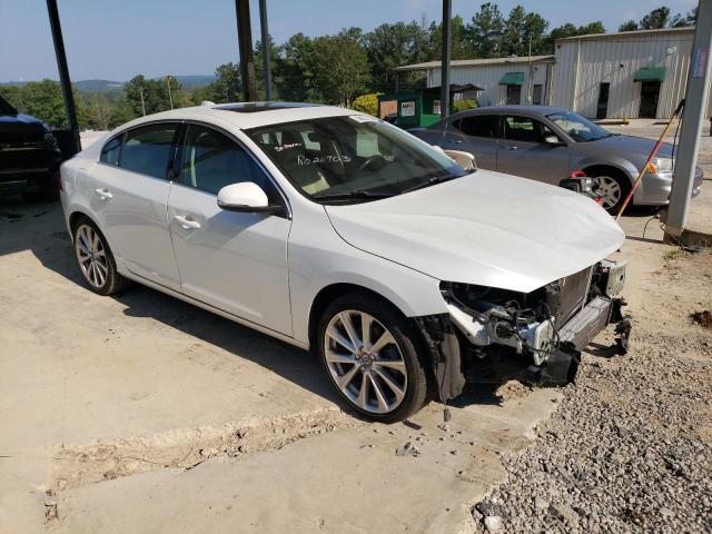 LYV402HM1JB163300 - 2018 VOLVO S60 PLATINUM WHITE photo 4