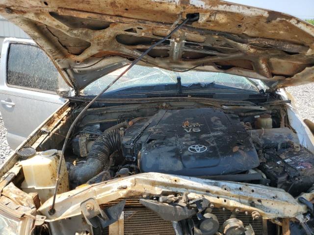 3TMJU4GN9BM119473 - 2011 TOYOTA TACOMA DOUBLE CAB PRERUNNER SILVER photo 11