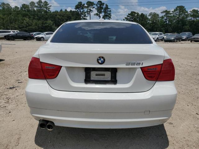 WBAPH5G55BNM75412 - 2011 BMW 328 I SULEV WHITE photo 6