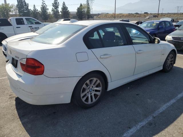 WBAVC53587FZ71415 - 2007 BMW 328 I SULEV WHITE photo 3