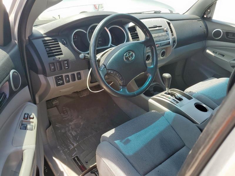 5TETU4GN0AZ743186 - 2010 TOYOTA TACOMA PRERUNNER ACCESS CAB SILVER photo 8