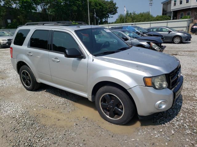 1FMCU9DG7AKD33388 - 2010 FORD ESCAPE XLT SILVER photo 4