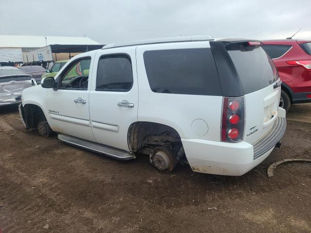 1GKFK63897J244523 - 2007 GMC YUKON DENALI WHITE photo 2