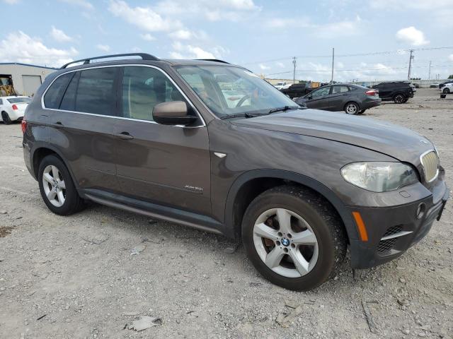 5UXZV8C59BLL67882 - 2011 BMW X5 XDRIVE50I BROWN photo 4