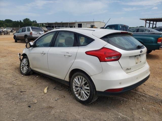 1FADP3N28HL310132 - 2017 FORD FOCUS TITANIUM WHITE photo 2