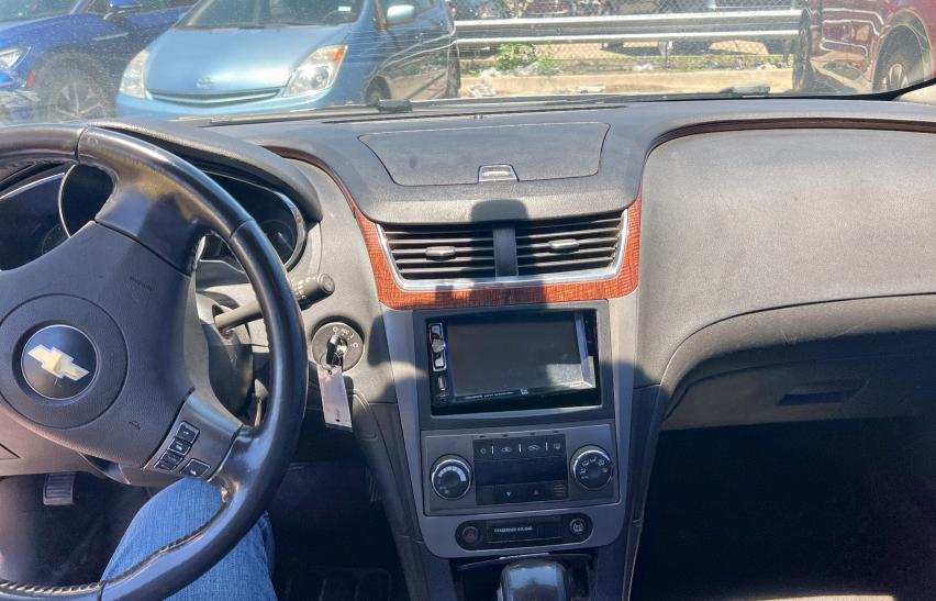 1G1ZE5EU8BF381090 - 2011 CHEVROLET MALIBU LTZ ვერცხლისფერი ფოტო 9