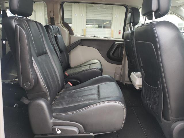 2C4RC1CG7CR307821 - 2012 CHRYSLER TOWN & COU TOURING L SILVER photo 11