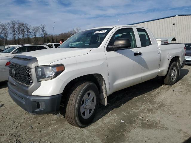 5TFRY5F1XJX229985 - 2018 TOYOTA TUNDRA DOUBLE CAB SR/SR5 WHITE photo 1