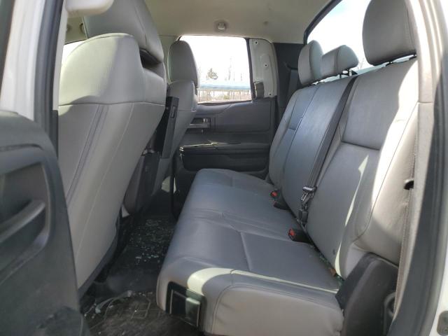 5TFRY5F1XJX229985 - 2018 TOYOTA TUNDRA DOUBLE CAB SR/SR5 WHITE photo 10
