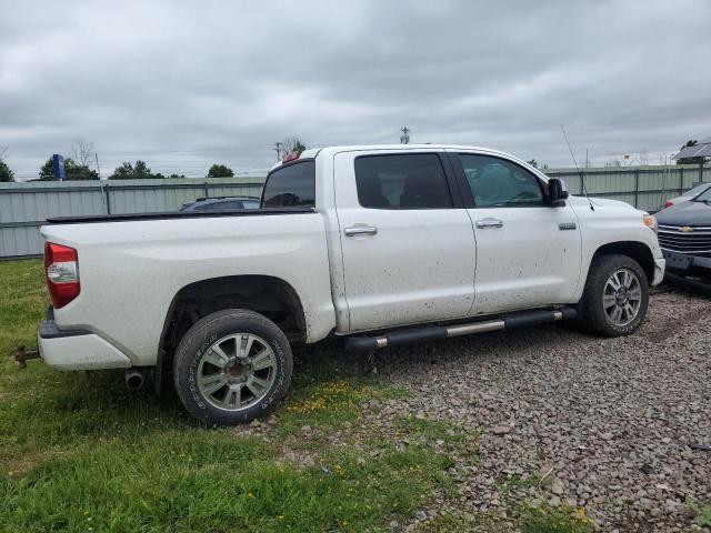 5TFAY5F16HX596163 - 2017 TOYOTA TUNDRA CREWMAX 1794 WHITE photo 3