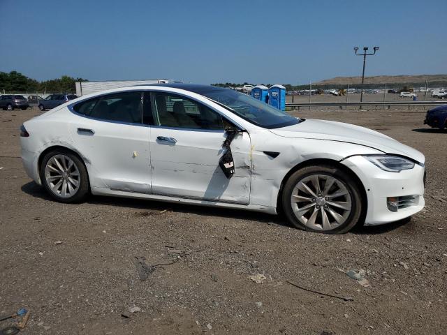 5YJSA1E27GF167618 - 2016 TESLA MODEL S Սպիտակ լուսանկար 4