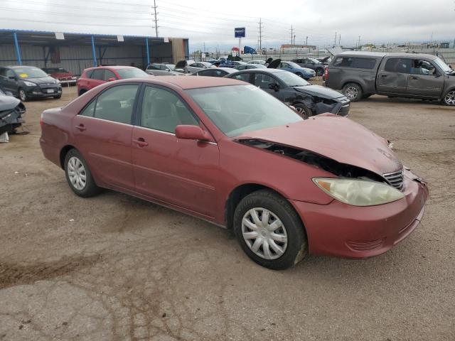 4T1BE32K45U064502 - 2005 TOYOTA CAMRY LE RED photo 4