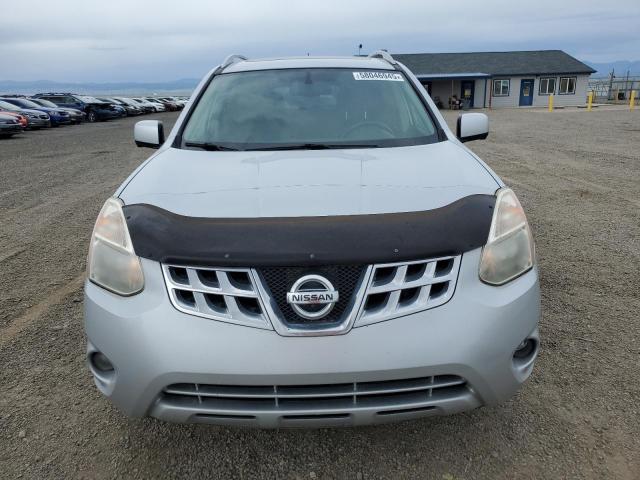 JN8AS5MV2DW138955 - 2013 NISSAN ROGUE S 银色 照片 5