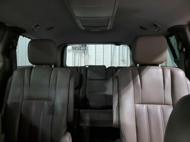 2C4RC1CGXFR520606 - 2015 CHRYSLER TOWN & COU TOURING L WHITE photo 10