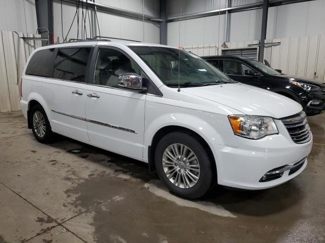 2C4RC1CGXFR520606 - 2015 CHRYSLER TOWN & COU TOURING L WHITE photo 4